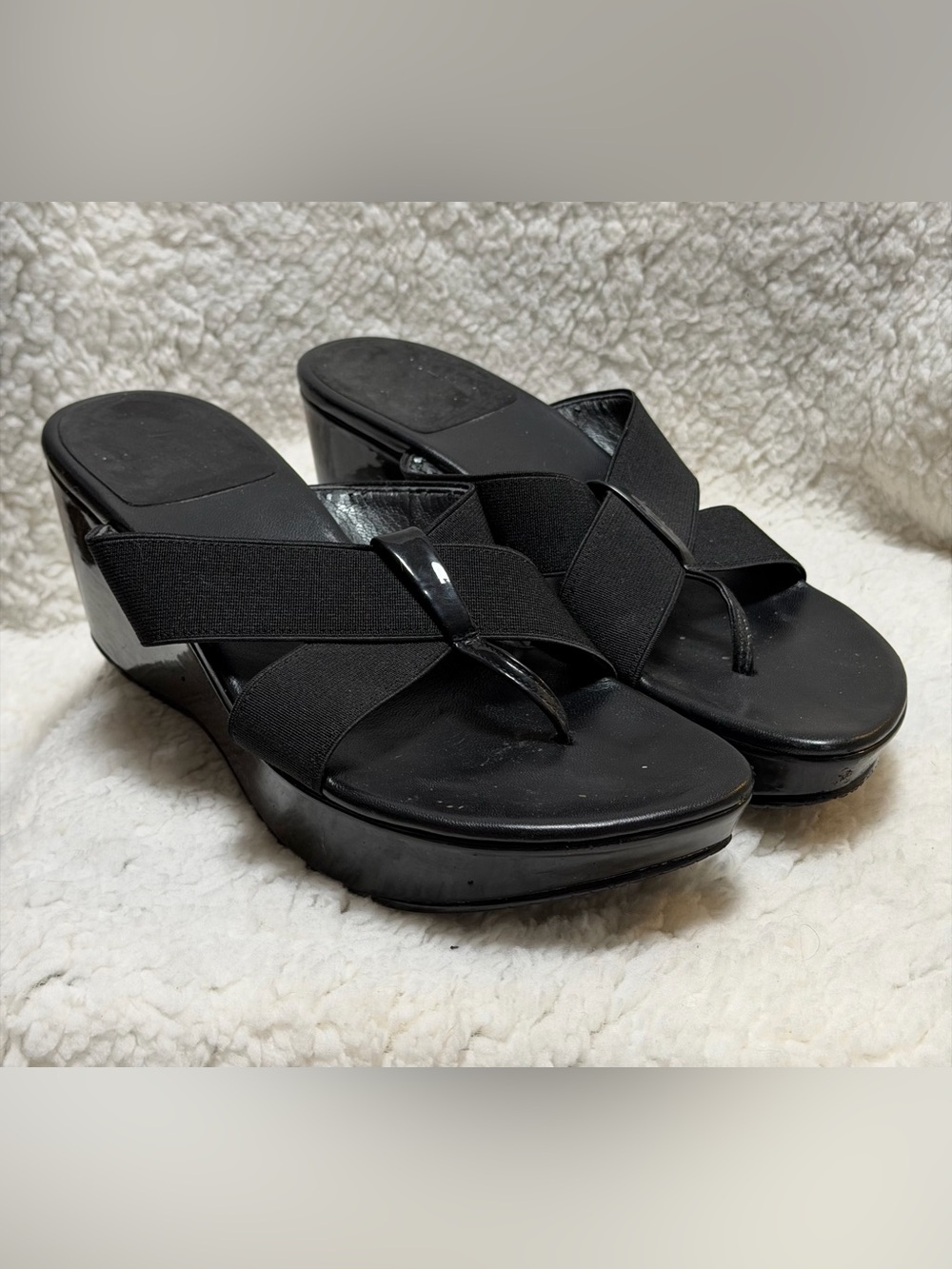 Stuart Weitzman Womens Black Patent Leather/Fabric Thong Mule Sandal Shoe US 7M